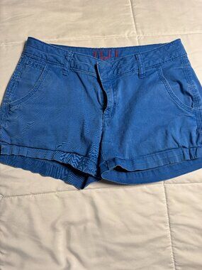 ELLE Paris Medium Blue Stretch Twill Chino Shorts Cuffed - Size 2